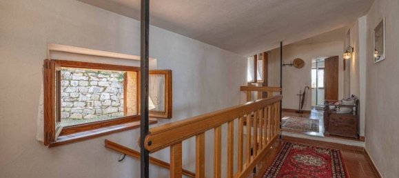 3 Schlafzimmer Haus in Montalcino, Italy, Nr. 291819 30