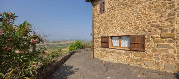 3 Schlafzimmer Haus in Montalcino, Italy, Nr. 291819 8