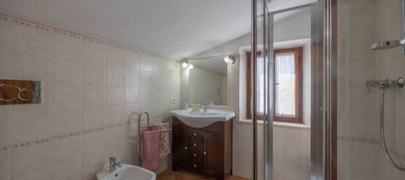 3 Schlafzimmer Haus in Montalcino, Italy, Nr. 291819 32