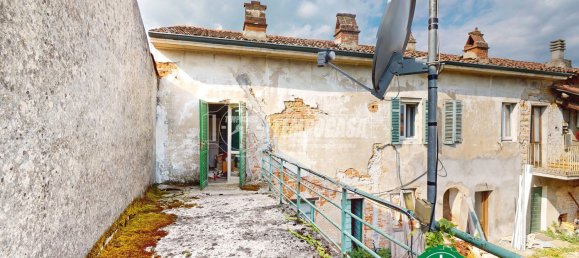 Casa de 3 dormitorios en Mirabello Monferrato, Italy No. 361465 4