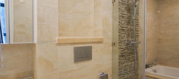 2 rooms Office in District 1, Vietnam No. 17673 24