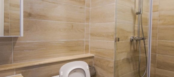 2 rooms Office in District 1, Vietnam No. 17673 23