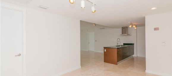 2 dormitorios propiedad comercial en alquiler en Miami, Miami-Dade, Florida, USA № 615226 17