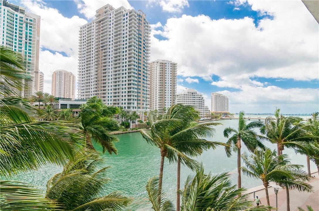 2 dormitorios propiedad comercial en alquiler en Miami, Miami-Dade, Florida, USA № 615226