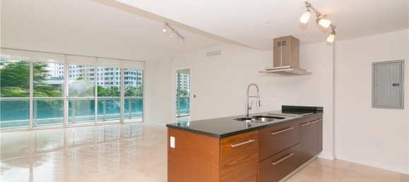 2 dormitorios propiedad comercial en alquiler en Miami, Miami-Dade, Florida, USA № 615226 25