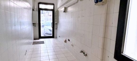 Gewerbliche Immobilie in Padua, Italy 166m², Nr. 124983 6