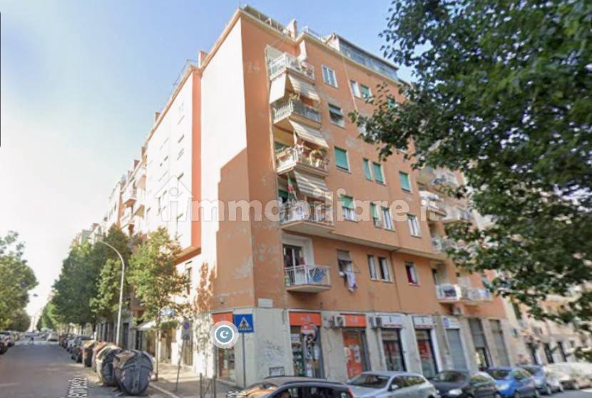 2 bedrooms Apartment in Rome, Italy No. 338287