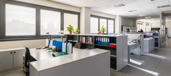 Büro in Bologna, Italy 143m², Nr. 380610 34