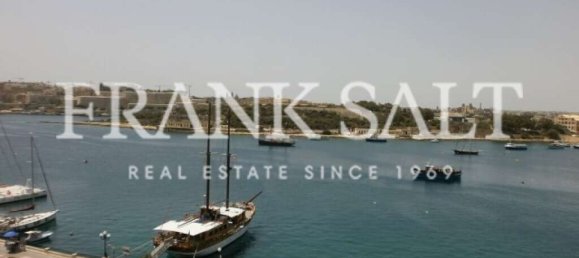 3 bedrooms Apartment in Sliema, Malta No. 9215 18