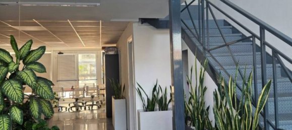 5غرفة عقار تجاري في Naples, Italy رقم 285355 4