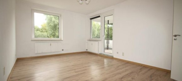 Apartamento de 3 habitaciónes en Emden, Germany No. 14436 2