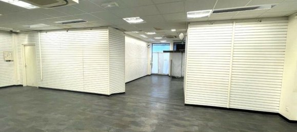 480m² Building in Bordeaux, France No. 298648 9