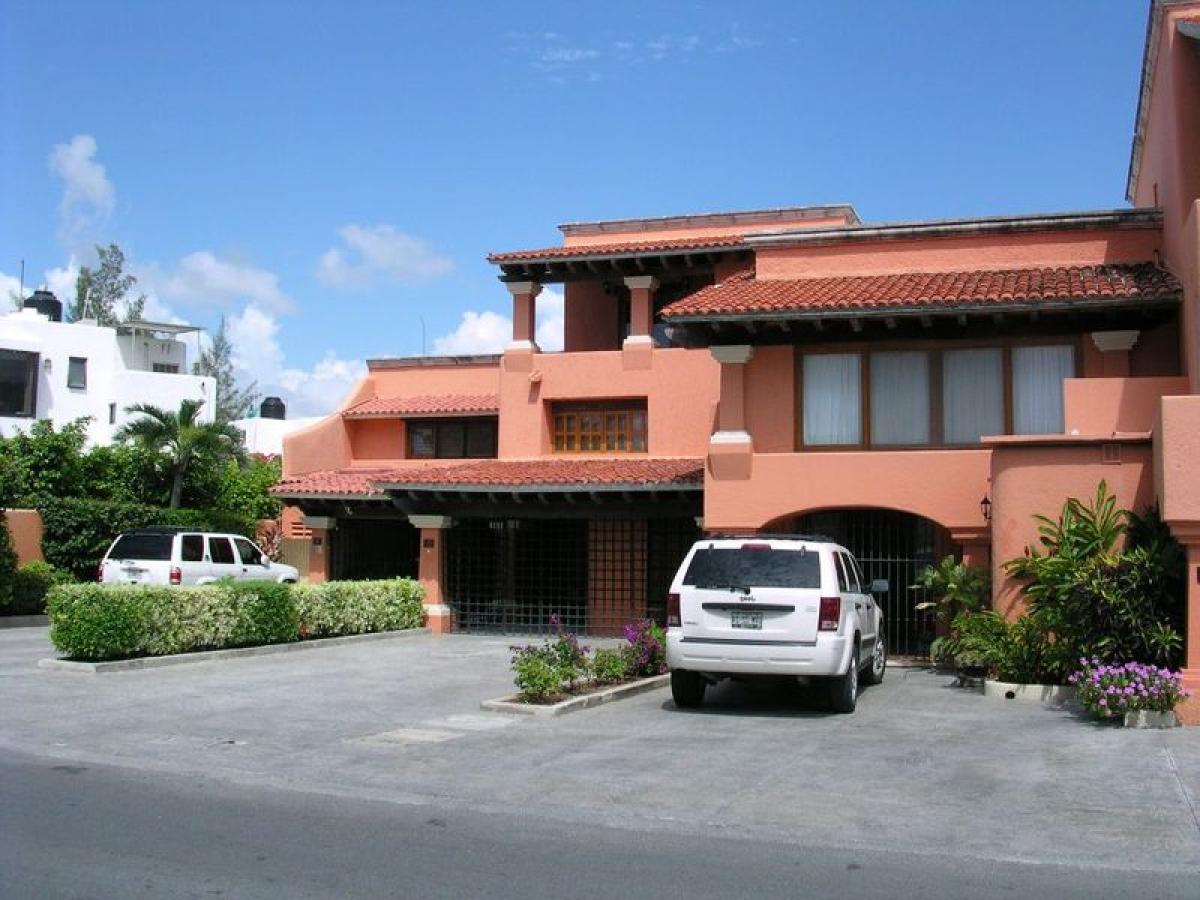 3 bedrooms House in Mexico No. 165031