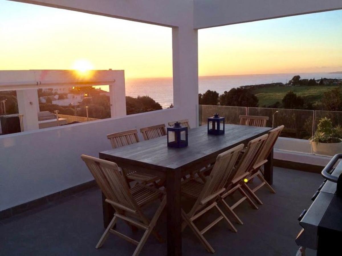 4 bedrooms House in Valparaiso, Chile No. 1438