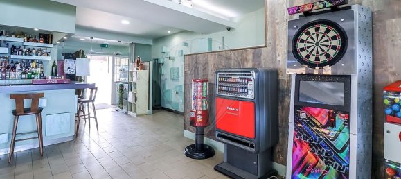 Entrepôt à Povoa de Varzim, Portugal 386m² No. 39894 3