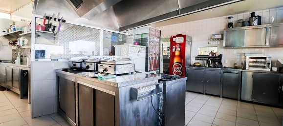 Entrepôt à Povoa de Varzim, Portugal 386m² No. 39894 23