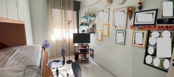 Apartamento de 3 habitaciónes en Bari, Italy No. 17770 13