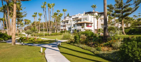 3 bedrooms Apartment in Marbella, Spain No. 182232 36