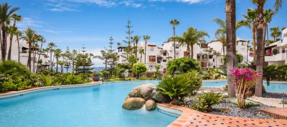 3 bedrooms Apartment in Marbella, Spain No. 182232 5