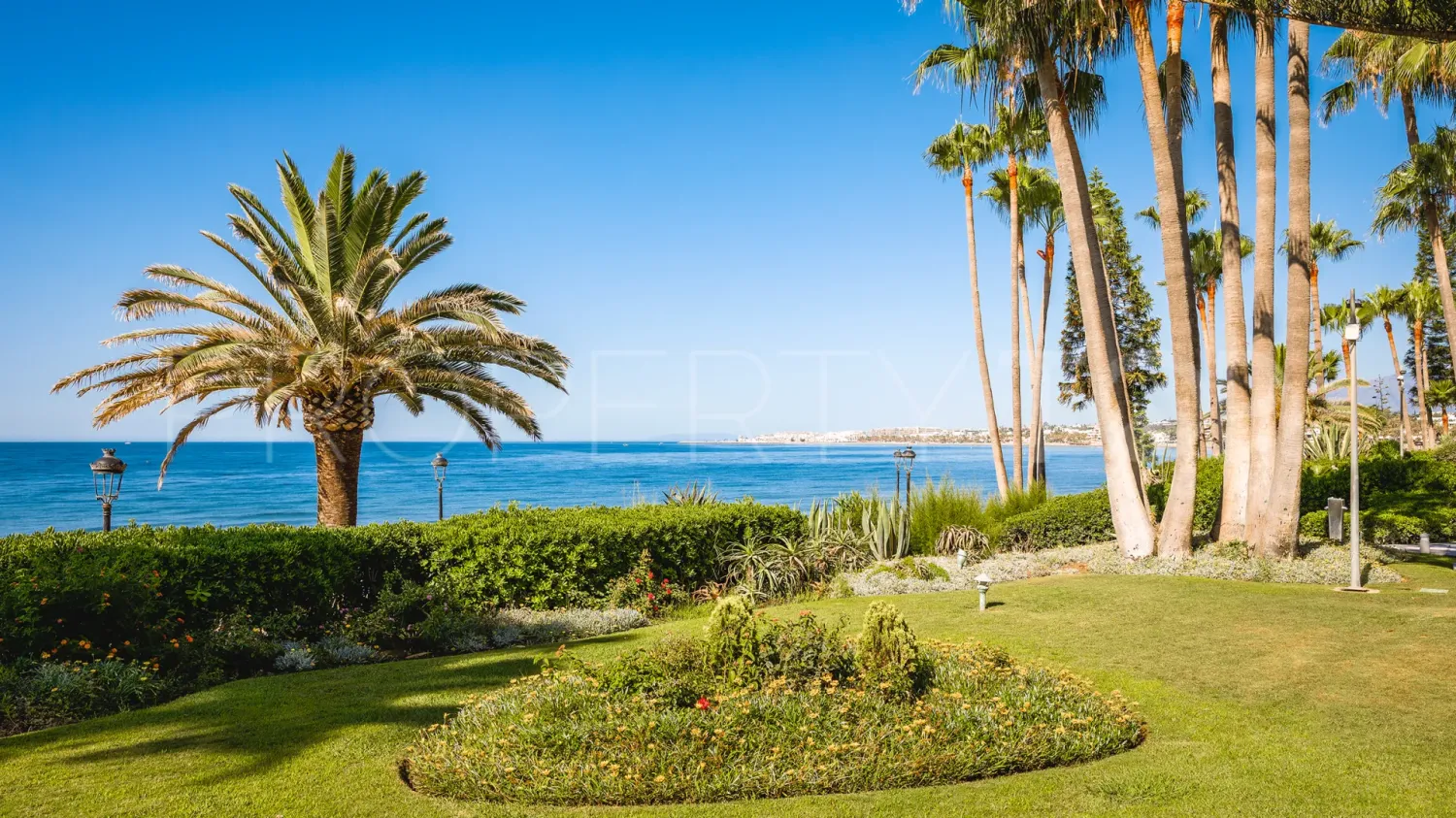 3 bedrooms Apartment in Marbella, Spain No. 182232