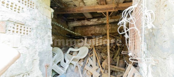 5 rooms House in Roccafluvione, Italy No. 303098 5