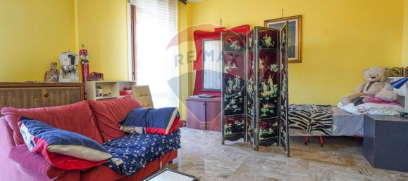 Квартира с 2 спальнями в Курно, Италия № 277695 2