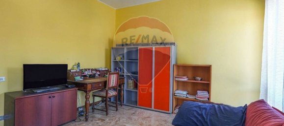 Квартира с 2 спальнями в Курно, Италия № 277695 4