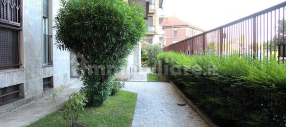 2 chambres Appartement à Milan, Italy No. 262067 4