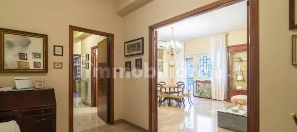 3 bedrooms Apartment in Rome, Italy No. 350358 5