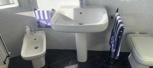 4 bedrooms House in Genoa, Italy No. 374650 20