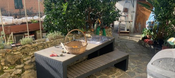 4 bedrooms House in Genoa, Italy No. 374650 8