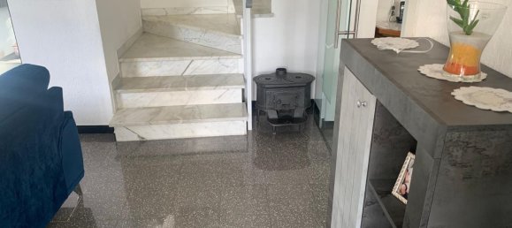 4 bedrooms House in Genoa, Italy No. 374650 9