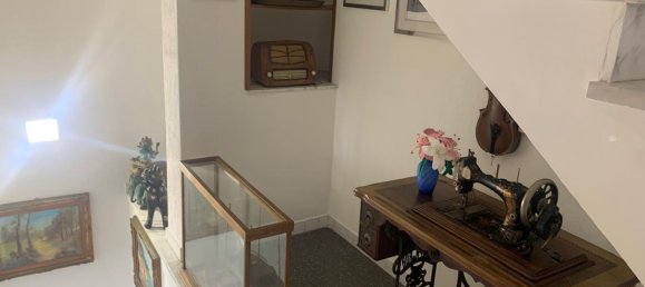 4 bedrooms House in Genoa, Italy No. 374650 16