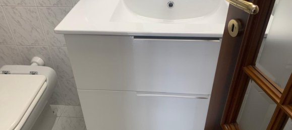 4 bedrooms House in Genoa, Italy No. 374650 14