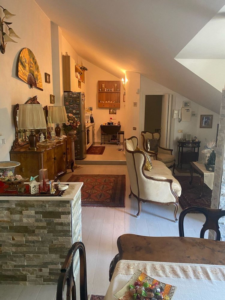 3 rooms Duplex in Scanzorosciate, Italy No. 287632
