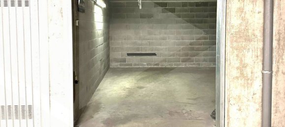 1 room Garage in Milan, Italy No. 241703 4