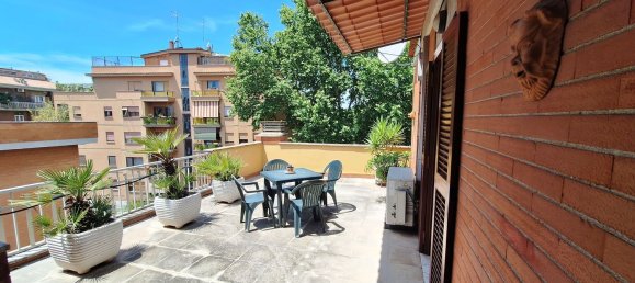 2 bedrooms Penthouse in Rome, Italy No. 342171 15
