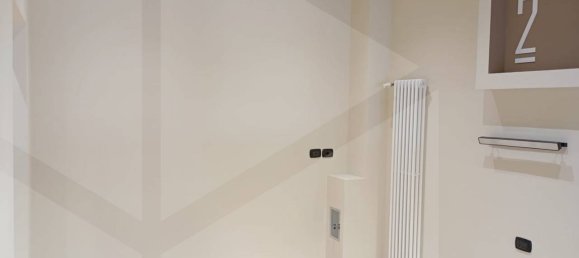 2-Zimmer Wohnung in Bologna, Italy, Nr. 23211 10