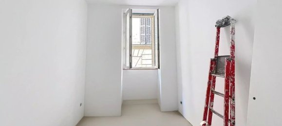 Квартира с 3 спальнями в Марсель, Франция № 278656 2