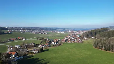  قطعة أرض في Seekirchen am Wallersee, Austria رقم 166453