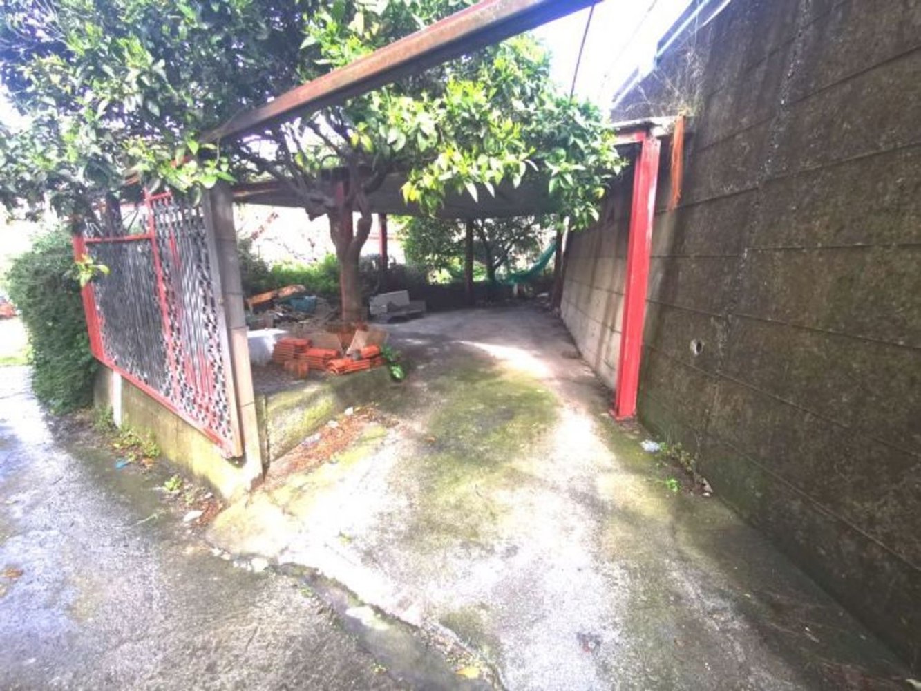 60m² Garage in Imperia, Italy No. 166285