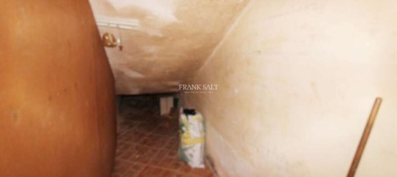 Магазин в Калькара, Мальта № 12011 12