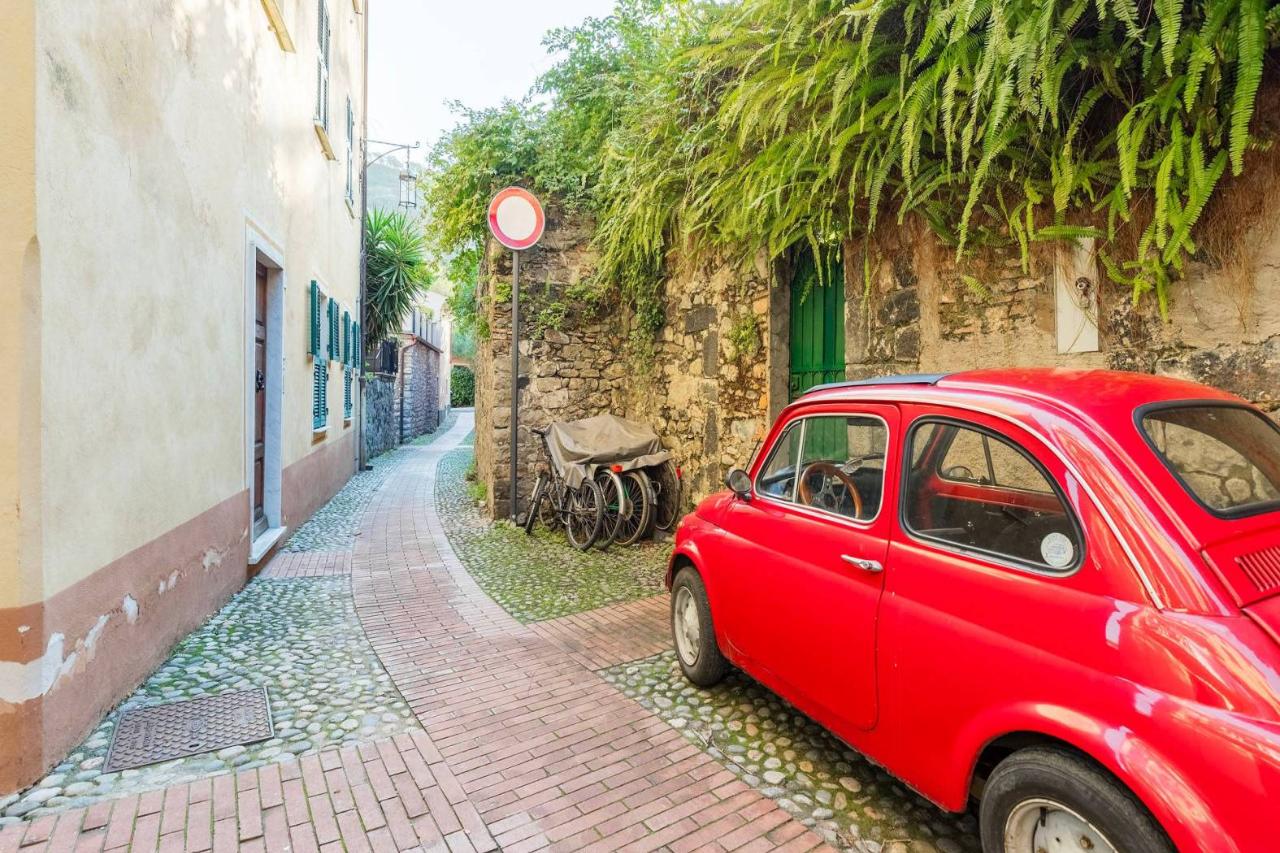 5 rooms Apartment in Levanto, Italy No. 135642