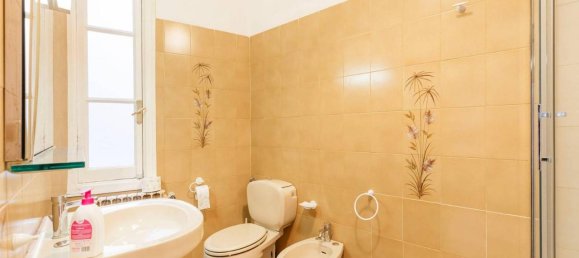 5 rooms Apartment in Levanto, Italy No. 135642 15