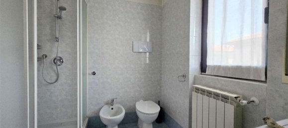 2غرفة شقة في Lissone, Italy رقم 2328 29