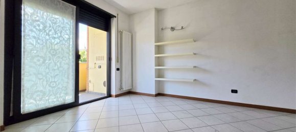 2غرفة شقة في Lissone, Italy رقم 2328 9