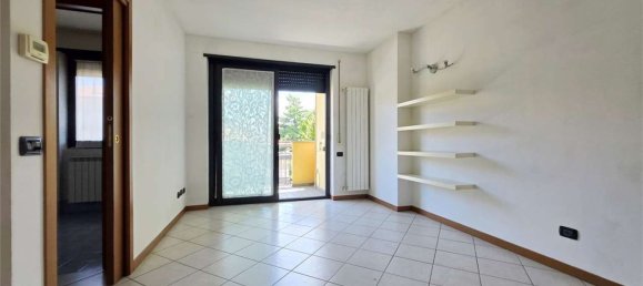 2غرفة شقة في Lissone, Italy رقم 2328 11