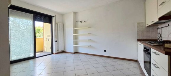 2غرفة شقة في Lissone, Italy رقم 2328 10