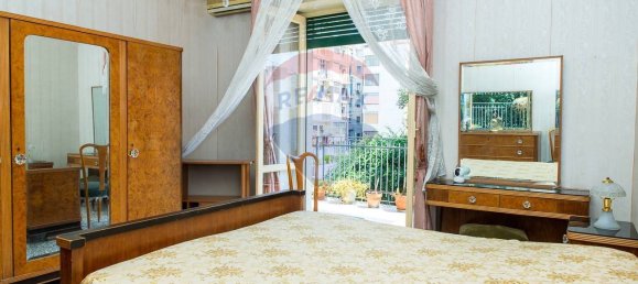 4 bedrooms Apartment in Catania, Italy No. 361026 12