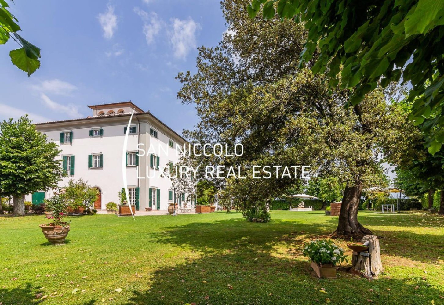 10 bedrooms Villa in Quarrata, Italy No. 206180